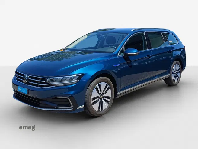 VW Passat Variant GTE