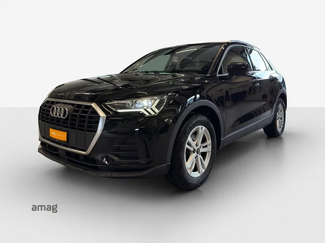 AUDI Q3 35 TFSI Attraction
