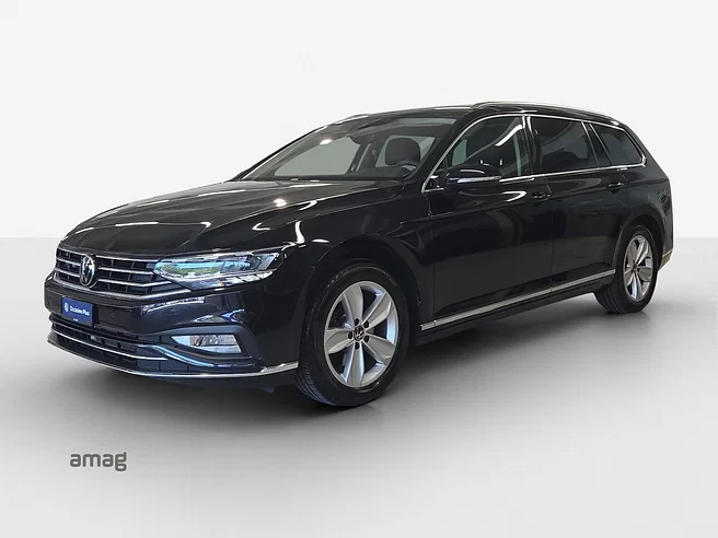 VW Passat Variant Elegance
