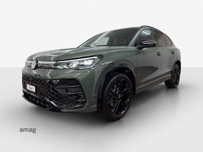 VW Tiguan R-Line