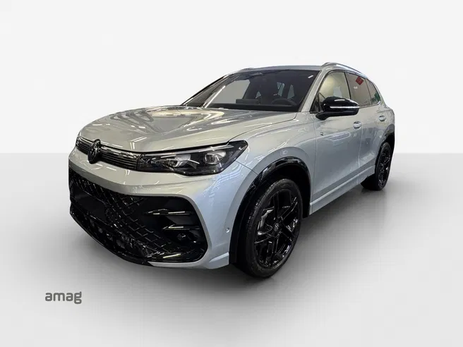 VW Tiguan R-Line