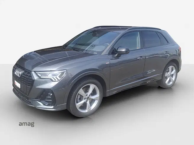 AUDI Q3 40 TDI S line