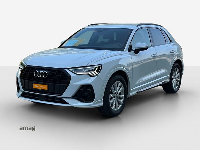 AUDI Q3 40 TDI S line
