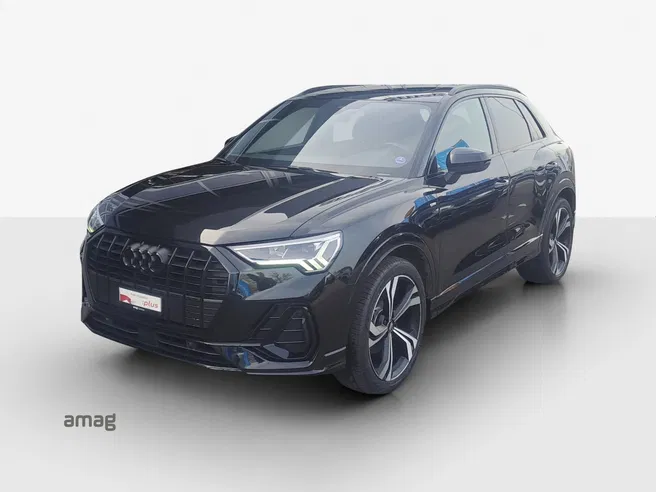 AUDI Q3 35 TFSI S line Attraction