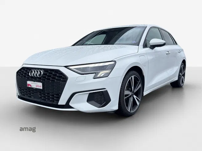 AUDI A3 Sportback 40 TFSI e Attraction