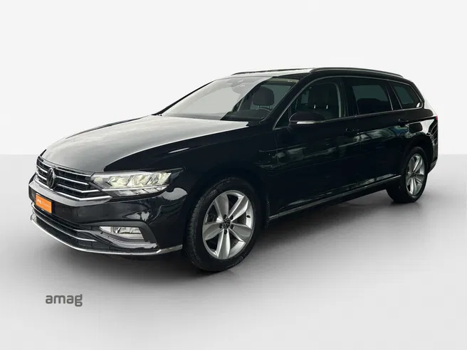 VW Passat Variant Elegance