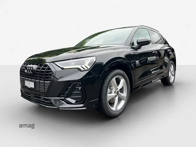 AUDI Q3 35 TFSI S line Attraction