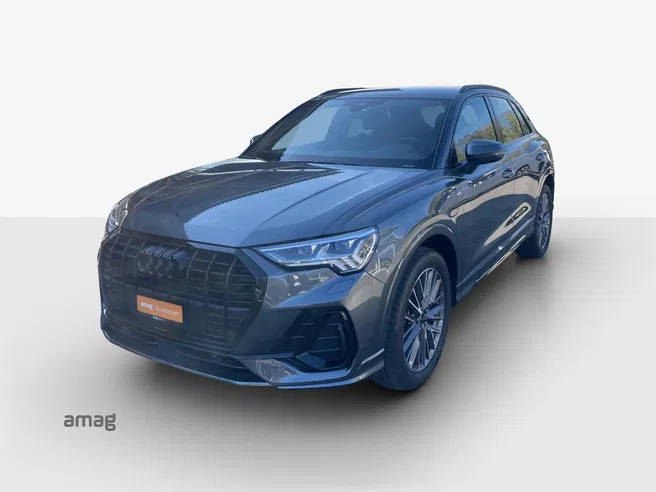 AUDI Q3 45 TFSI e S line