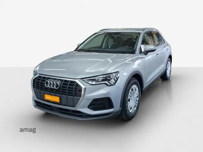 AUDI Q3 35 TFSI Attraction