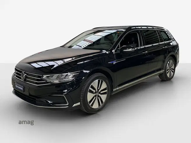 VW Passat Variant GTE