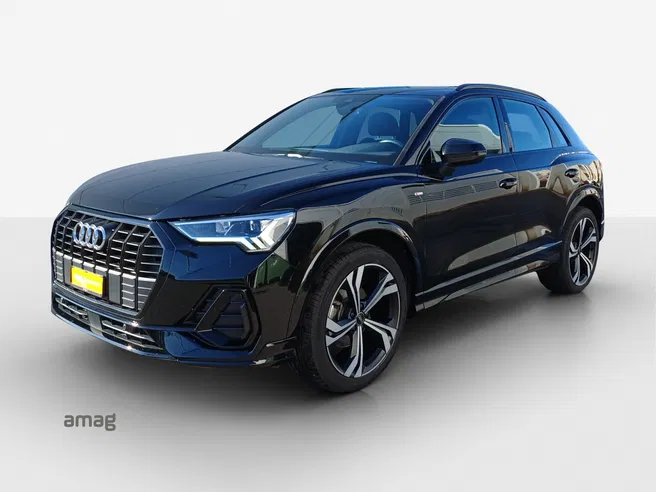 AUDI Q3 35 TFSI S line Attraction