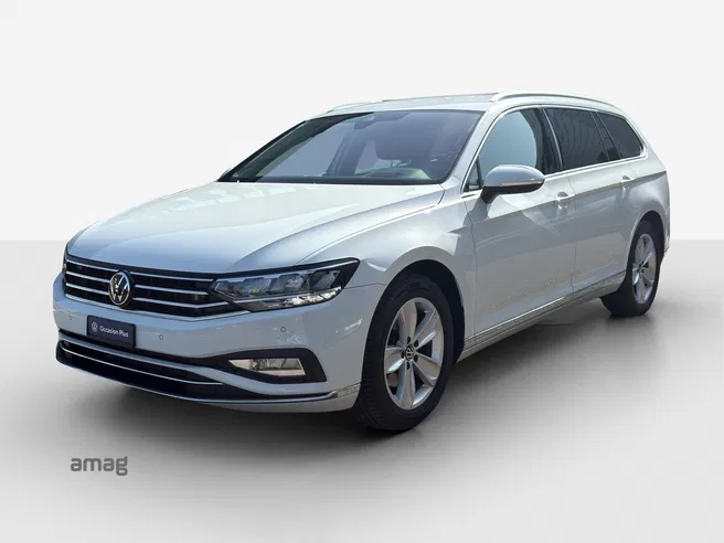 VW Passat Variant Elegance