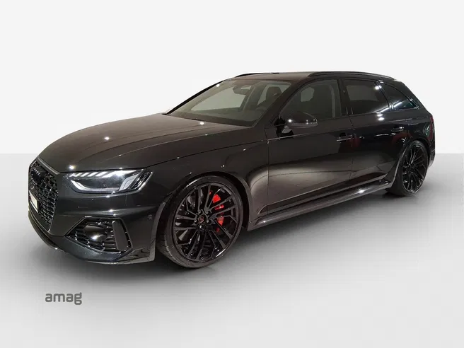 AUDI RS 4 Avant