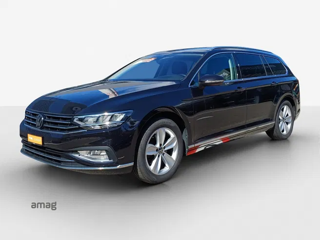 VW Passat Variant Elegance