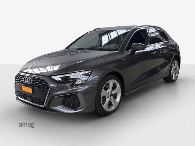 AUDI A3 Sportback 40 TFSI e S line Attraction