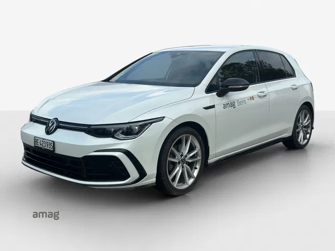 VW Golf R-Line