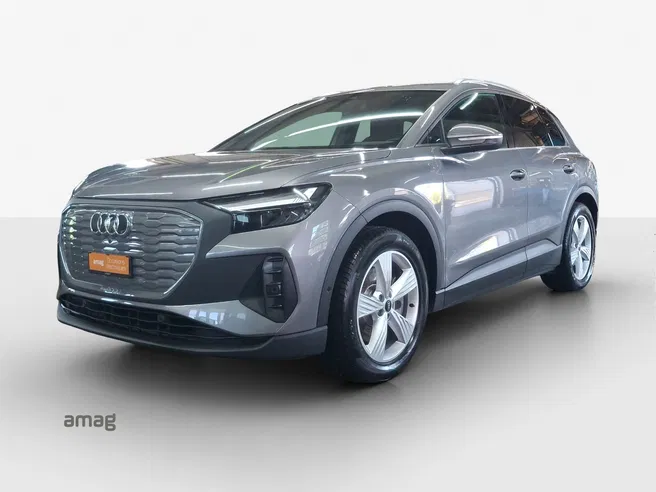 AUDI Q4 40 e-tron
