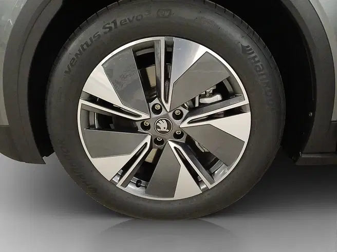 Škoda Elroq 85 4x2