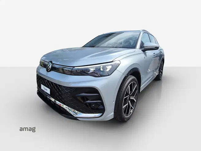 VW Tiguan R-Line