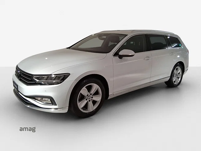 VW Passat Variant Elegance
