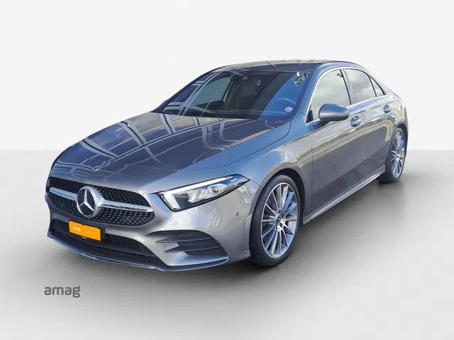 Mercedes-Benz A 220 AMG Line 4Matic
