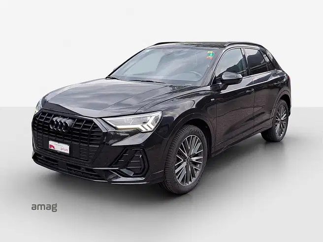 AUDI Q3 35 TFSI S line Attraction