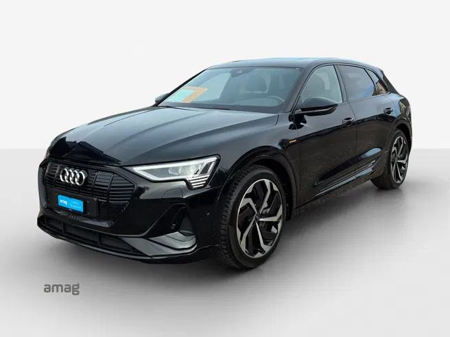 AUDI e-tron 50 quattro