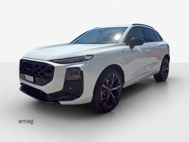 AUDI Q3 SUV e-hybrid 200 kW