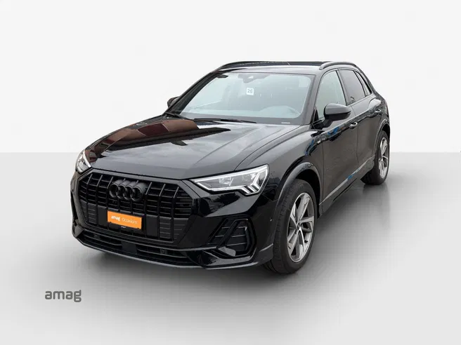 AUDI Q3 35 TFSI S line Attraction