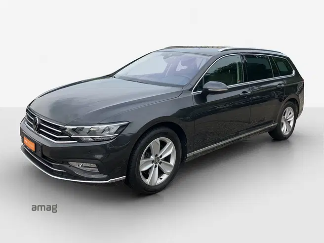 VW Passat Variant Elegance