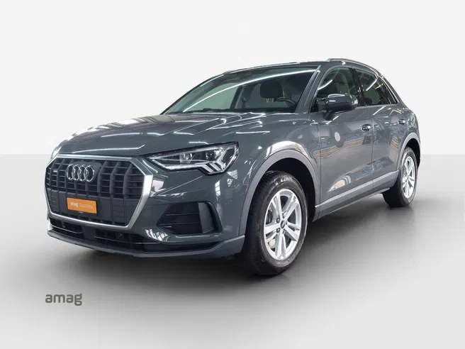 AUDI Q3 40 TDI Attraction