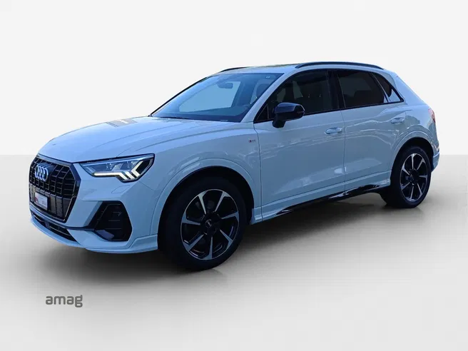 AUDI Q3 40 TFSI S line
