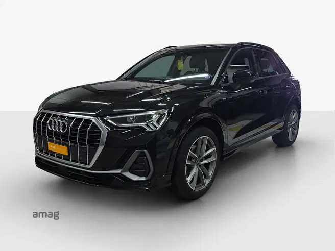 AUDI Q3 35 TFSI S line Attraction