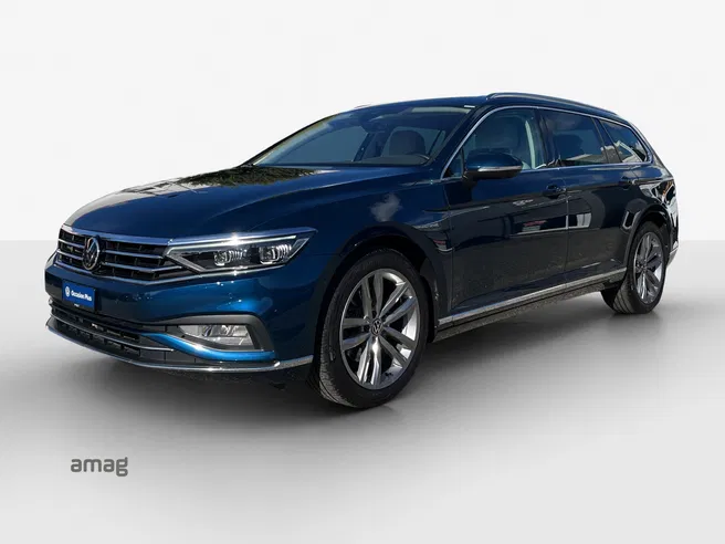 VW Passat Variant Elegance