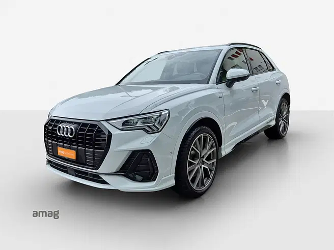 AUDI Q3 40 TFSI advanced