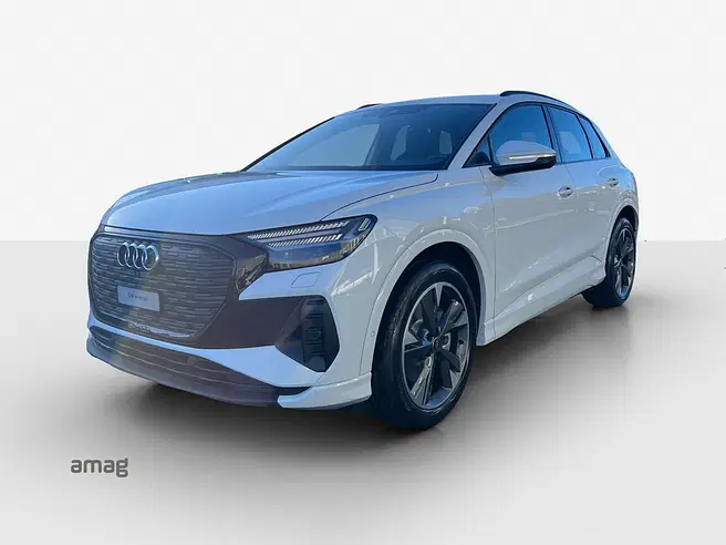 AUDI Q4 45 e-tron Attraction