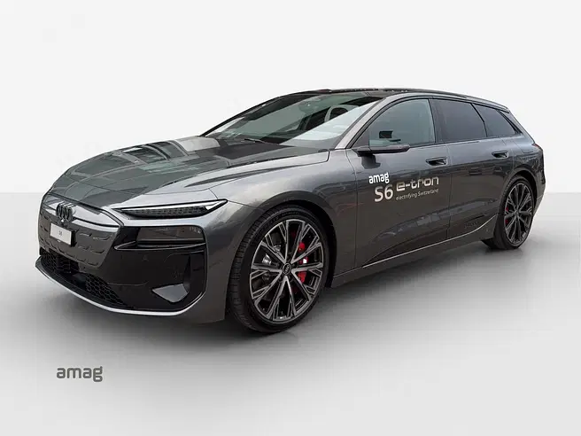 AUDI S6 Avant e-tron