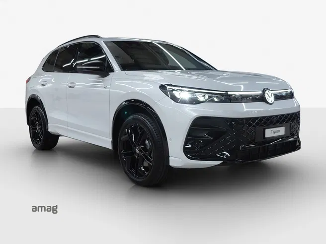 VW Tiguan R-Line
