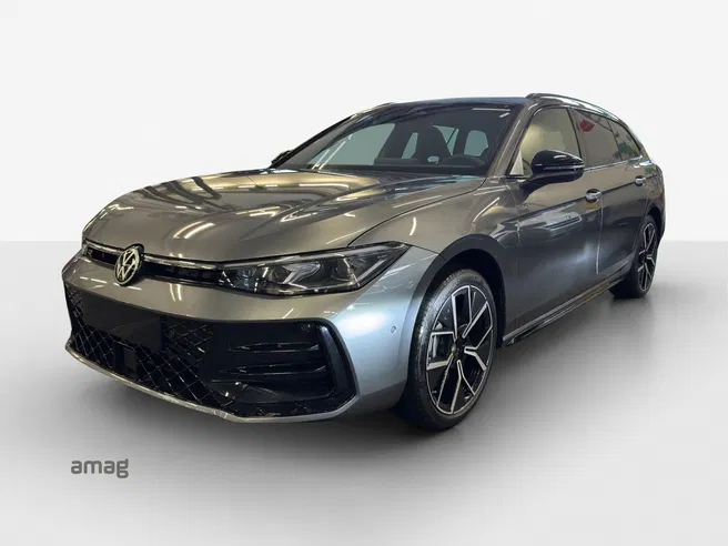 VW Passat Variant R-Line
