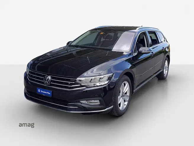 VW Passat Variant Elegance
