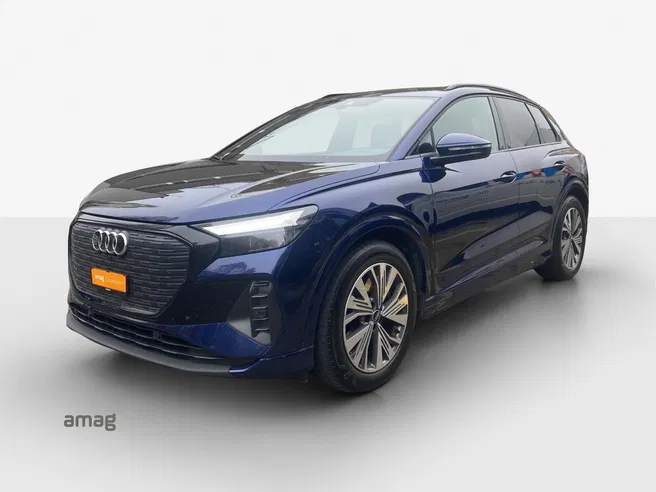 AUDI Q4 40 e-tron