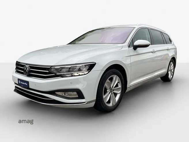 VW Passat Variant Elegance