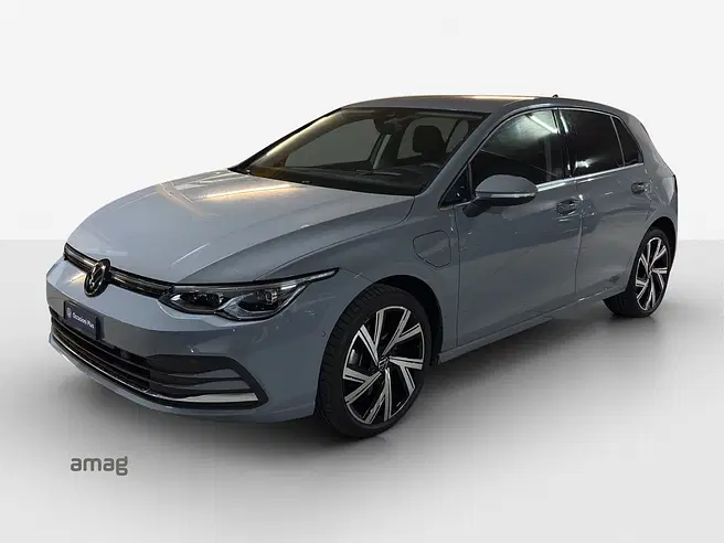 VW Golf Style PHEV SELECTION