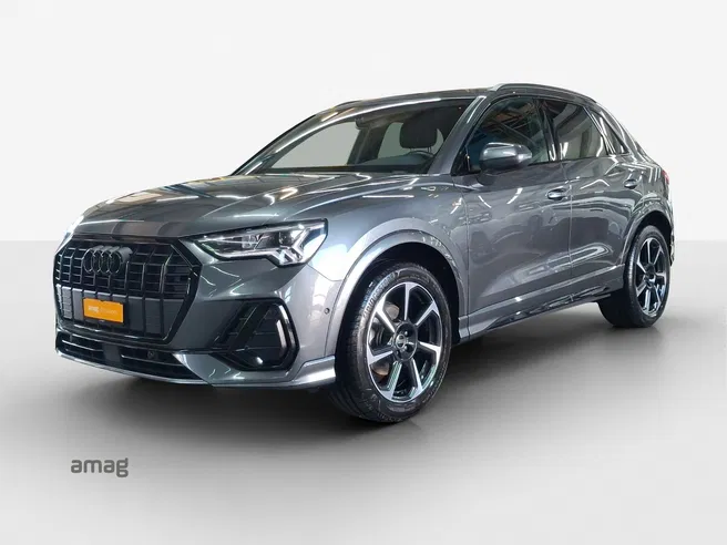 AUDI Q3 35 TFSI S line Attraction