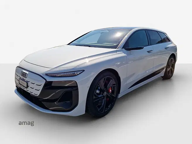 AUDI S6 Avant e-tron