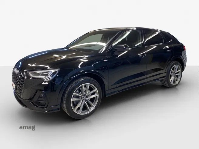 AUDI Q3 Sportback 45 TFSI e S line Attraction