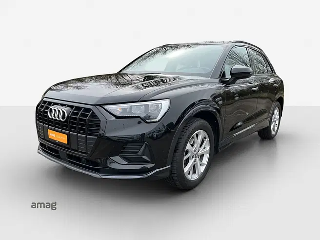 AUDI Q3 35 TFSI S line Attraction
