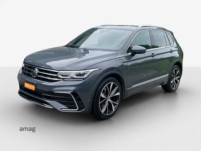 VW Tiguan R-Line