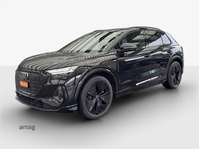 AUDI Q4 40 e-tron