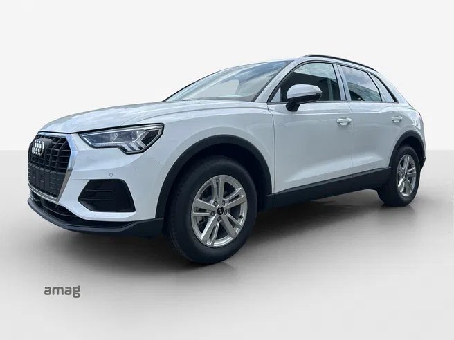 AUDI Q3 35 TFSI Attraction